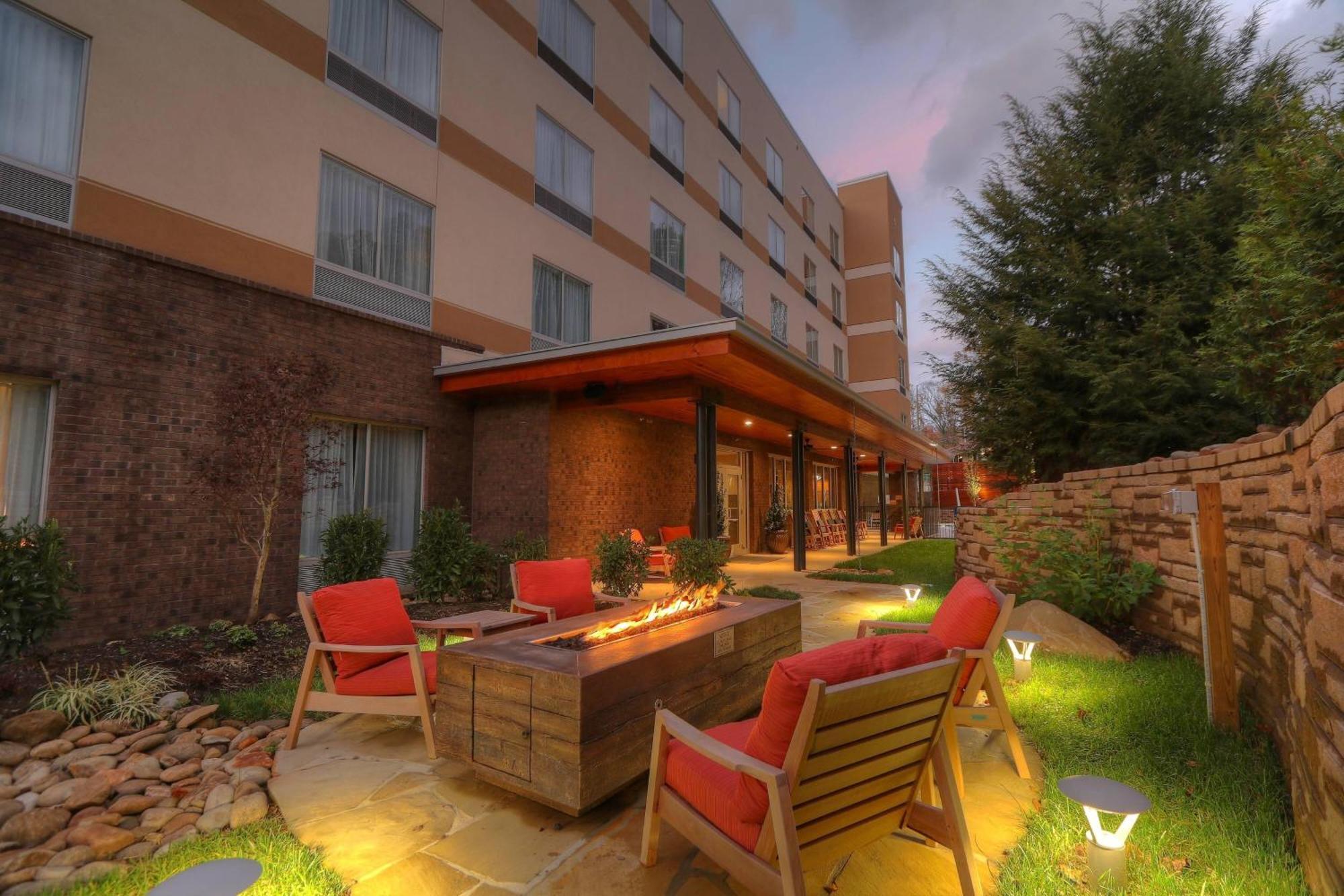 Fairfield Inn & Suites By Marriott Gatlinburg Downtown Εξωτερικό φωτογραφία